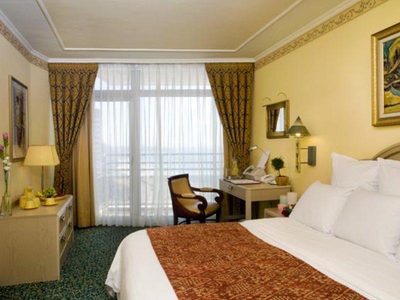 Renaissance Tel Aviv Hotel Oda fotoğraf